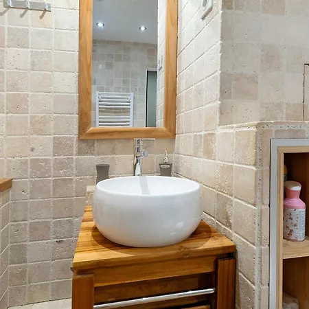 Juan-les-pins, Mas Du Tanit Olympe Apartment *
